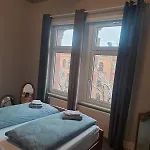 Apartament Geraeumige 2-z-whg M Wohnkueche Fuer 4 P Im 4 Og Niederdorla