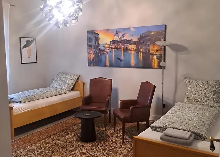 Apartment Geräumige 2-z-whg M Wohnküche Für 4 P Im 4 Og *