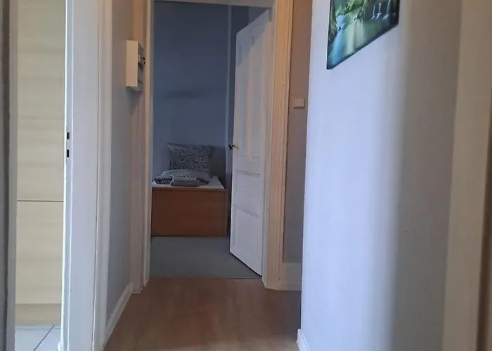 Apartment Geräumige 2-z-whg M Wohnküche Für 4 P Im 4 Og