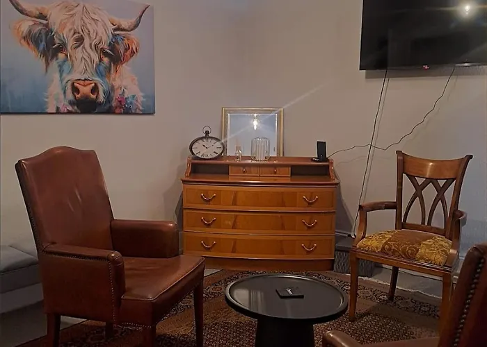 Apartment Geräumige 2-z-whg M Wohnküche Für 4 P Im 4 Og